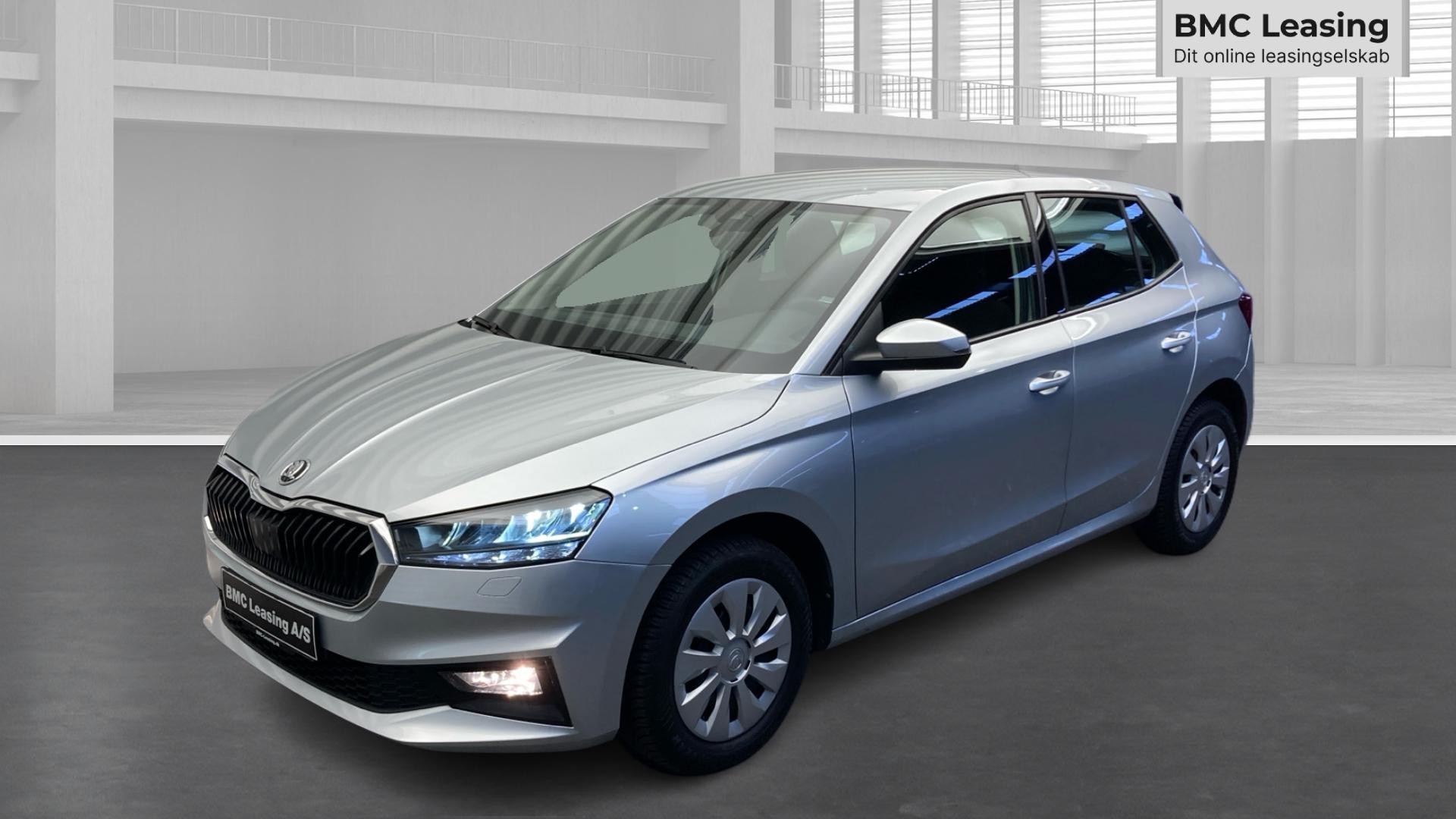 001 k26-10 910618 Skoda Fabia Essence MPI EVO - Skråt forfra, venstre