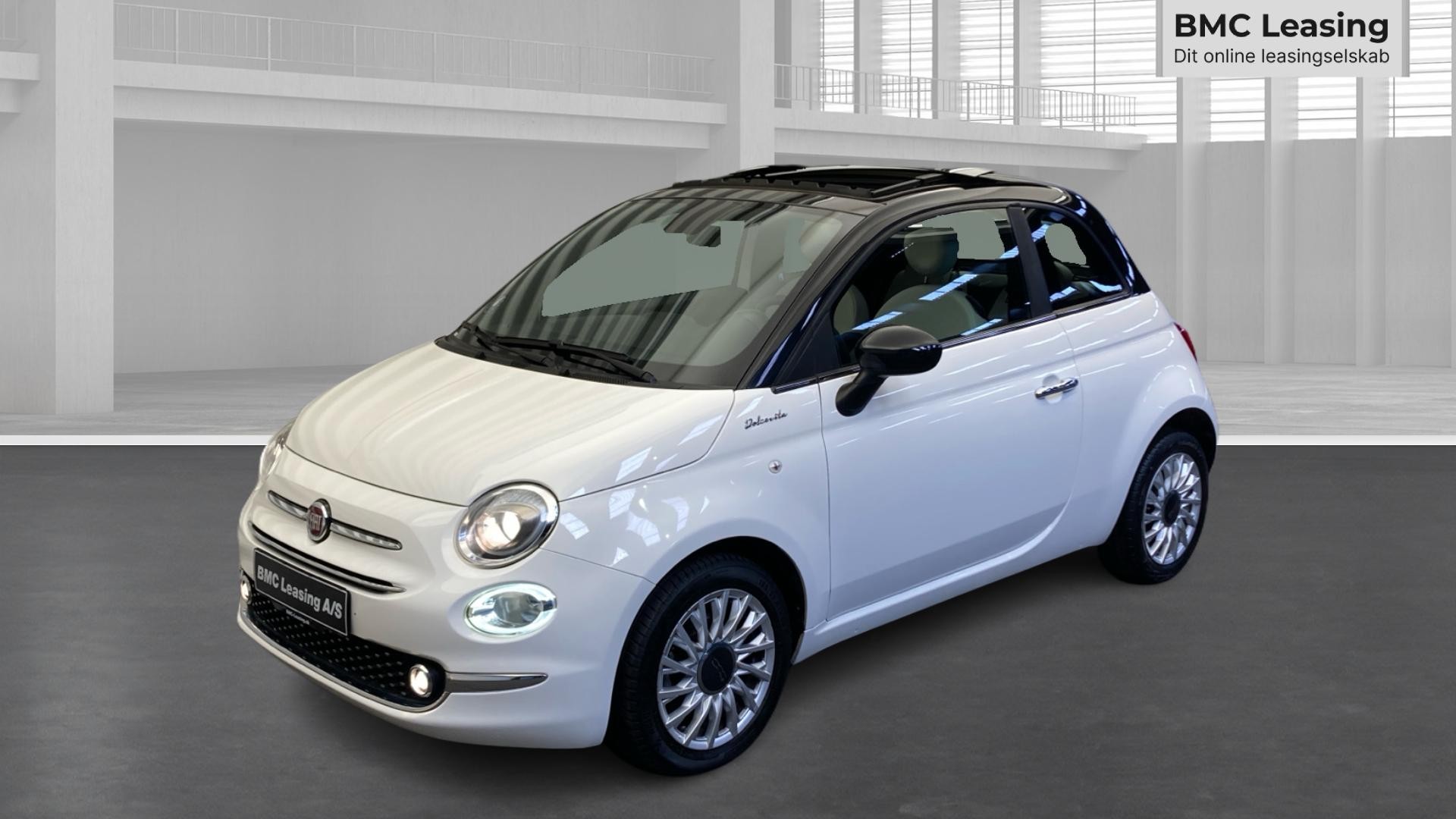 001 k26-10 912093 Fiat 500 Dolcevita Mild hybrid - Skråt forfra, venstre