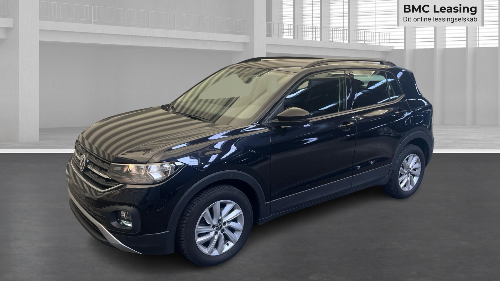 001 u26-08 908681 VW T-Cross Advance TSI DSG - Skråt forfra, venstre