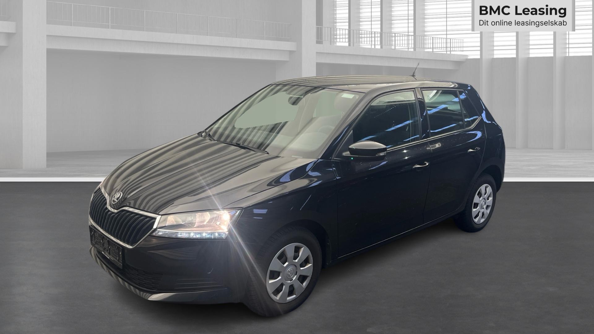 001 u26-09 905322 Skoda Fabia Active MPI 5-dr - Skråt forfra, venstre