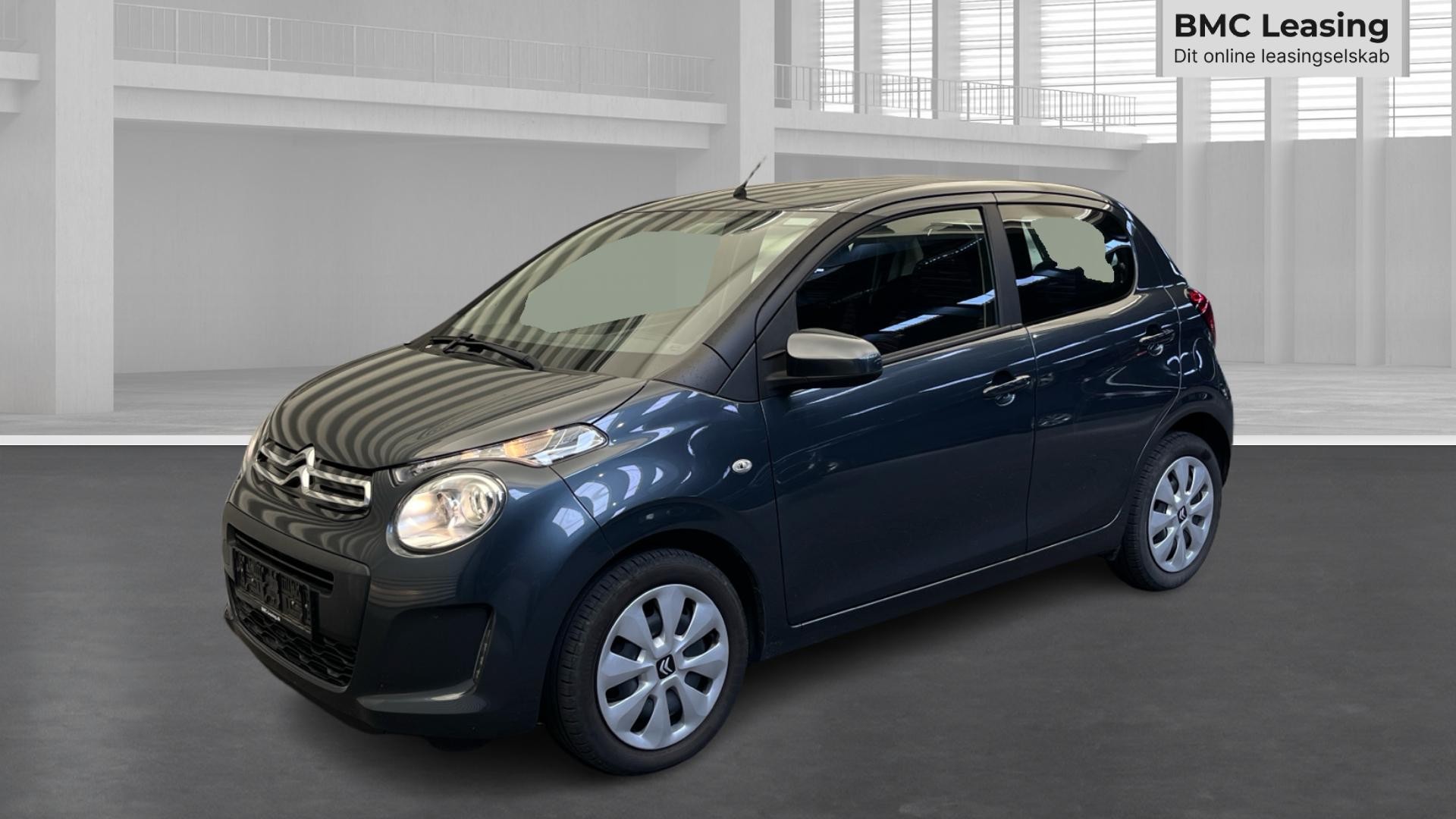 001 u26-09 905979 Citroën C1 Le Mans VTi - Skråt forfra, venstre