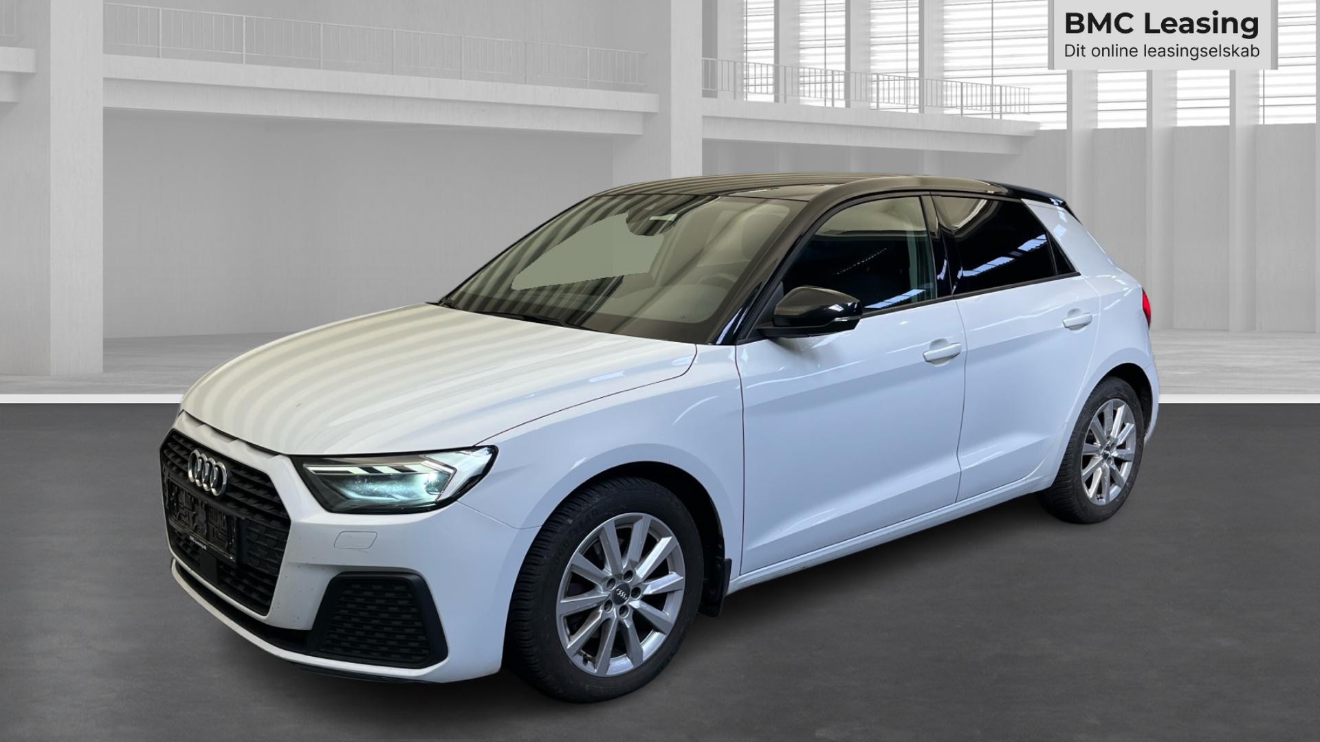 001 u26-09 907316 Audi A1 Proline 30 TFSI S tronic Sportback - Skråt forfra, venstre