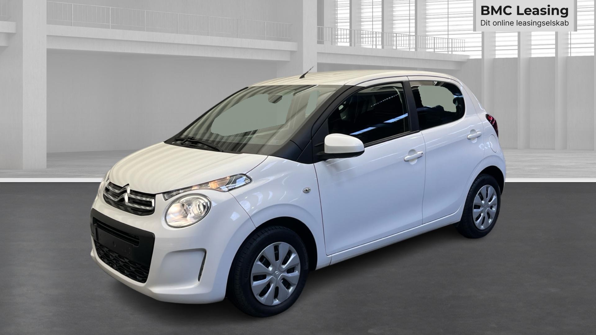 001 u26-09 907998 Citroën C1 Triumph VTi - Skråt forfra, venstre