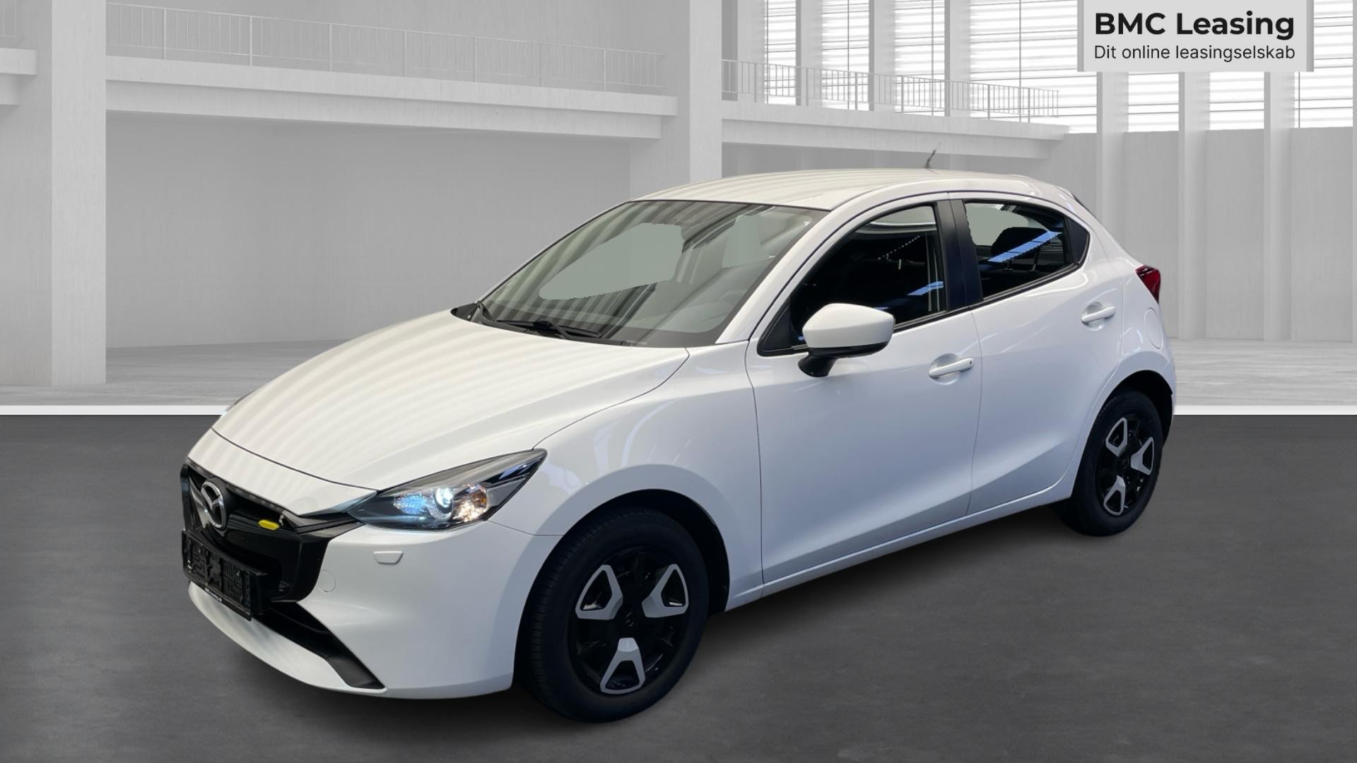 001 u26-09 908798 Mazda2 Centre-Line e-SkyActiv G - Skråt forfra, venstre