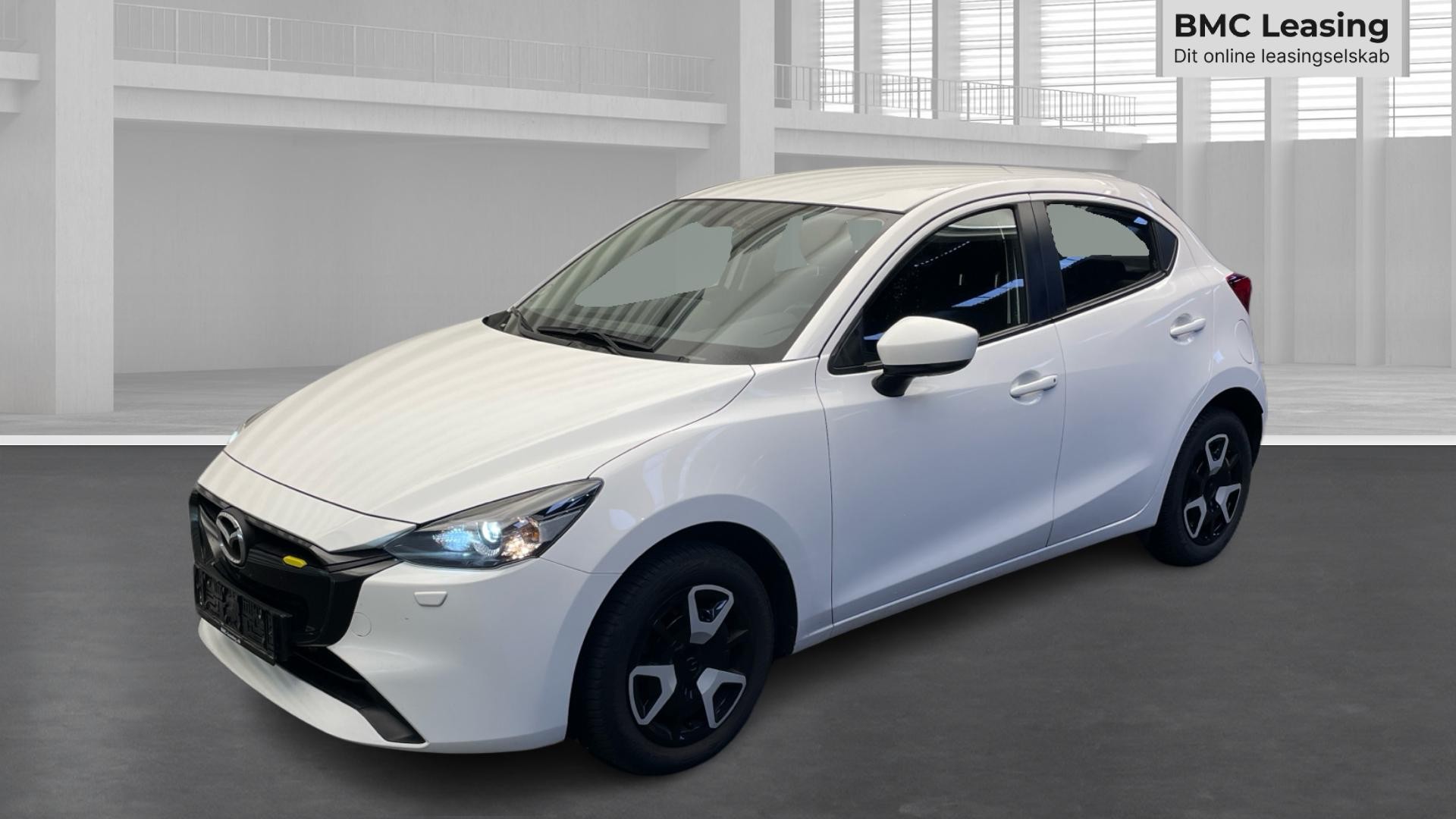 001 u26-09 908848 Mazda2 Centre-Line e-SkyActiv G - Skråt forfra, venstre