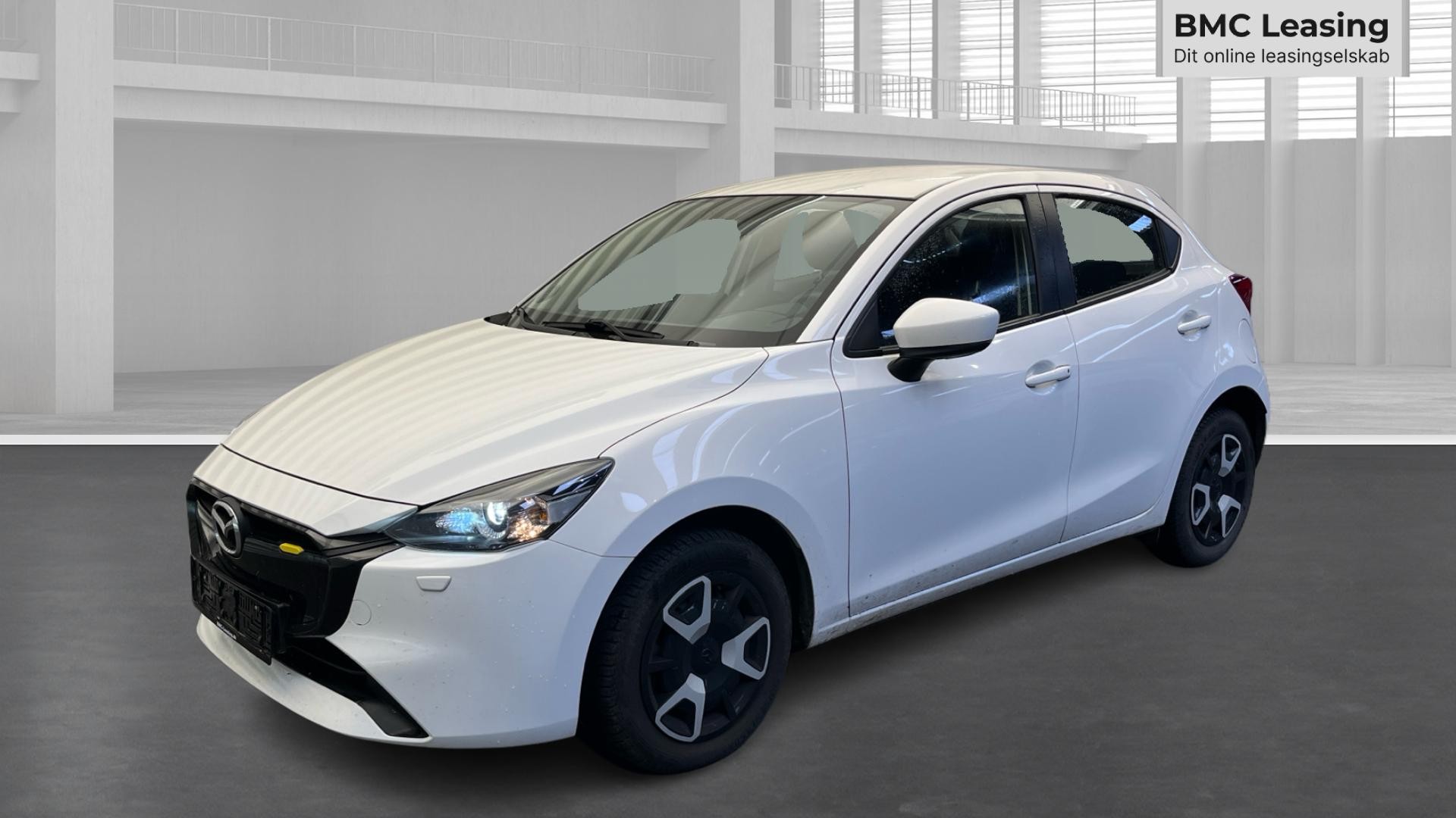 001 u26-09 908945 Mazda2 Centre-Line e-SkyActiv G - Skråt forfra, venstre