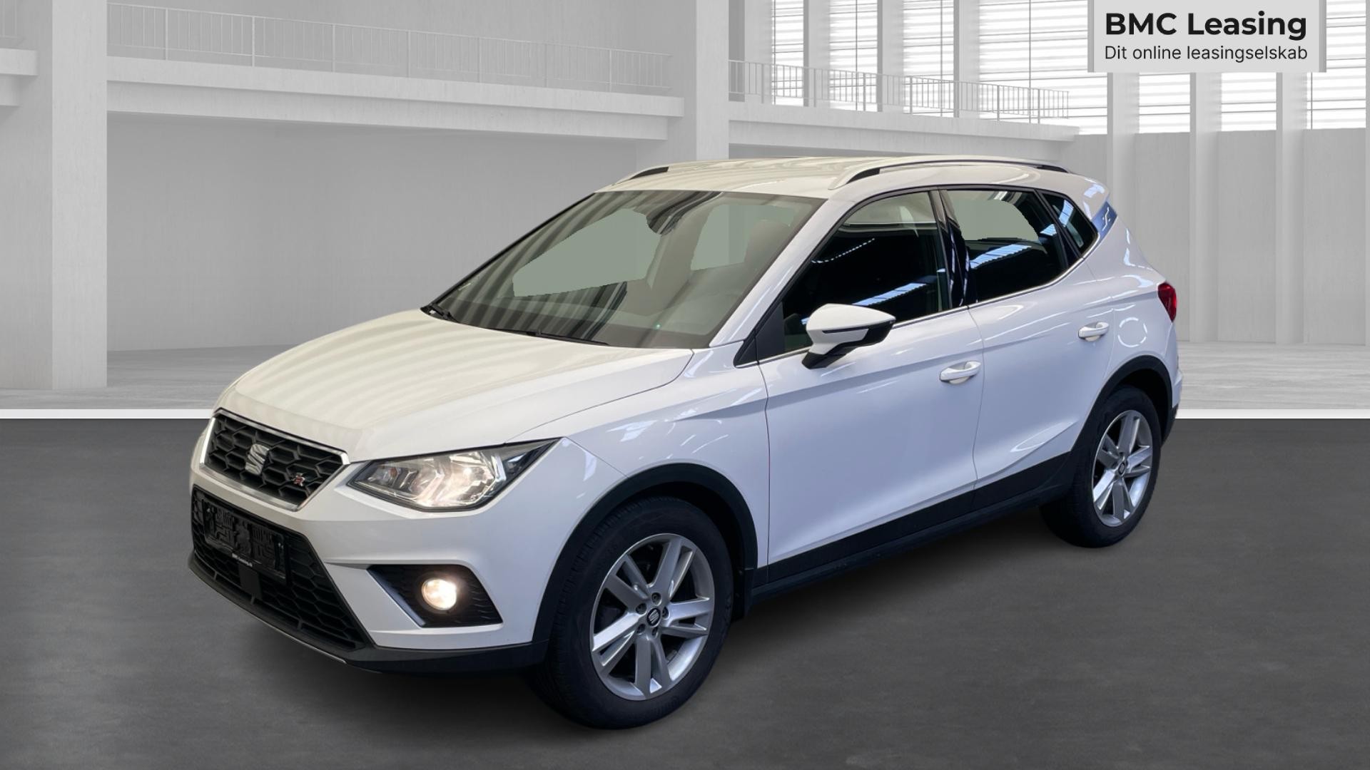 001 u26-09 909044 SEAT Arona FR TSI DSG - Skråt forfra, venstre