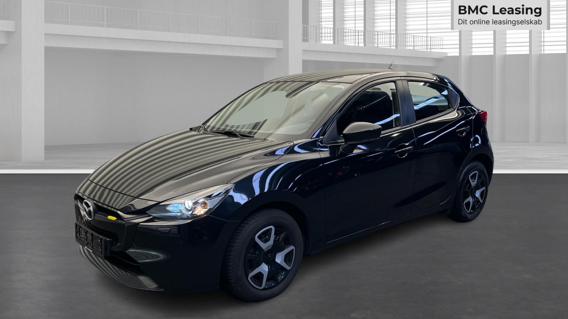 001 u26-09 909315 Mazda2 Centre-Line SkyActiv-G aut. - Skråt forfra, venstre