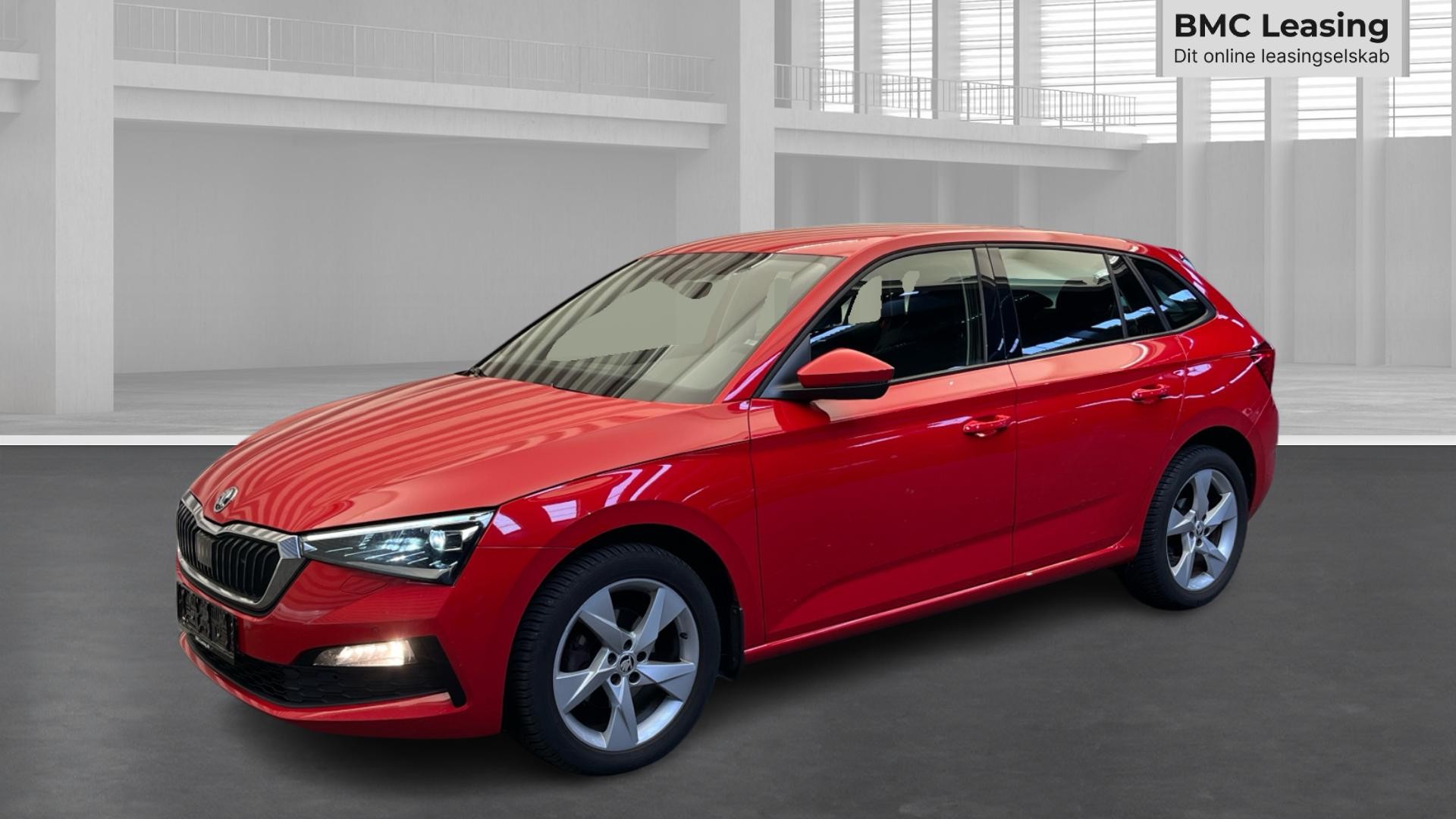 001 u26-09 909459 Škoda Scala Style TSI - Skråt forfra, venstre