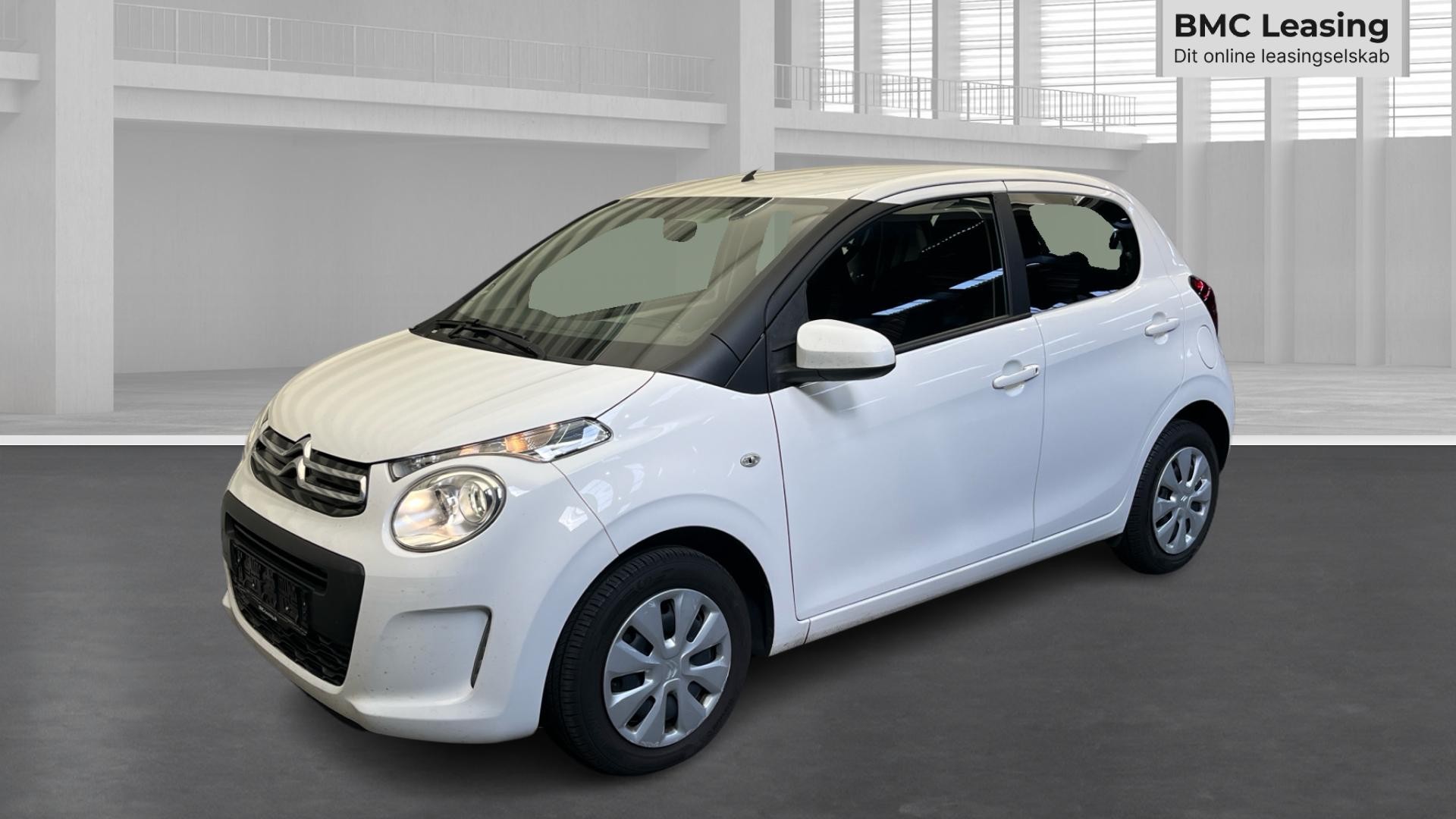 001 u26-09 911899 Citroën C1 Triumph VTi - Skråt forfra, venstre