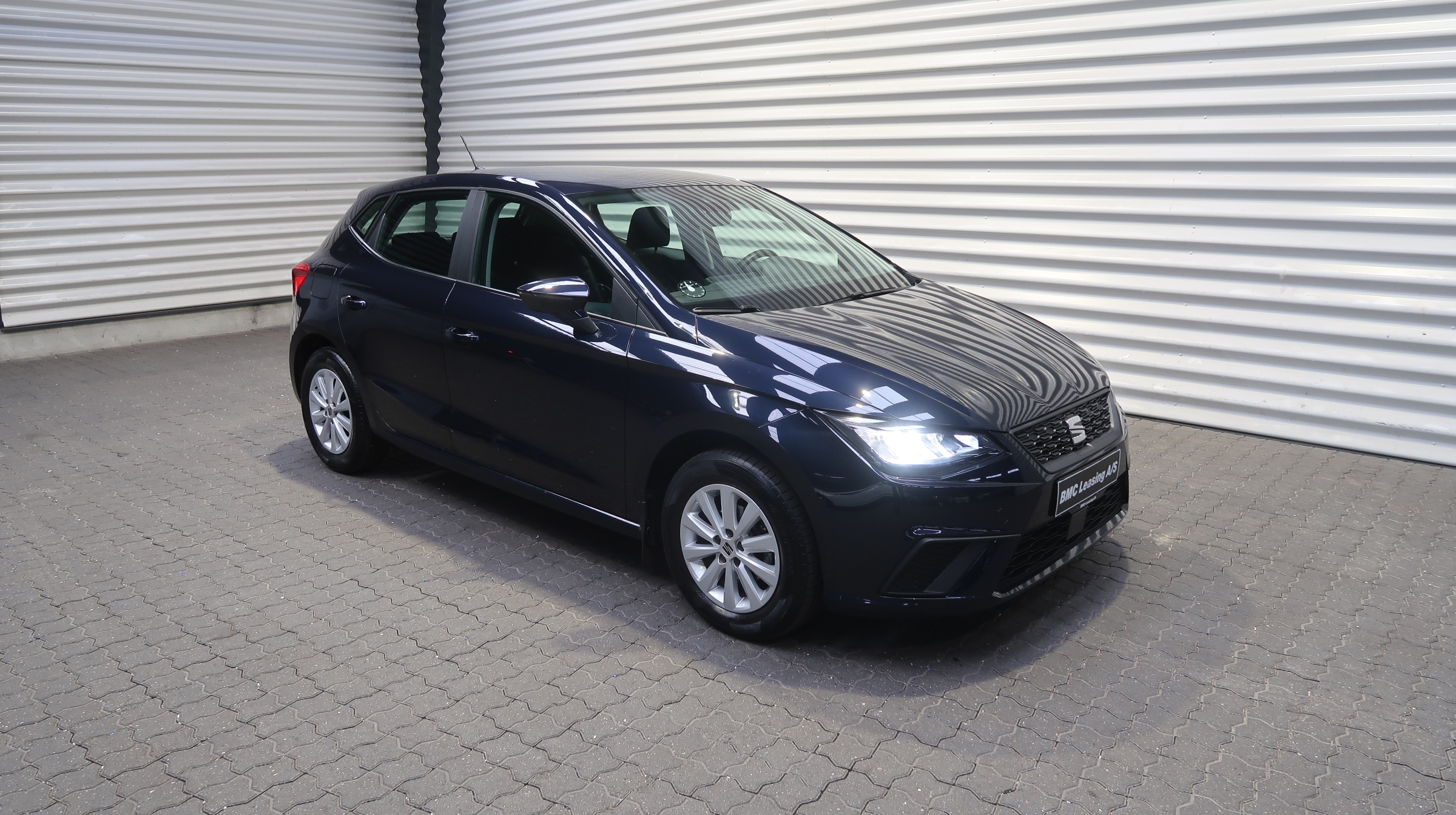 001 k25-11 910408 SEAT Ibiza Style TSI - Skråt forfra, højre