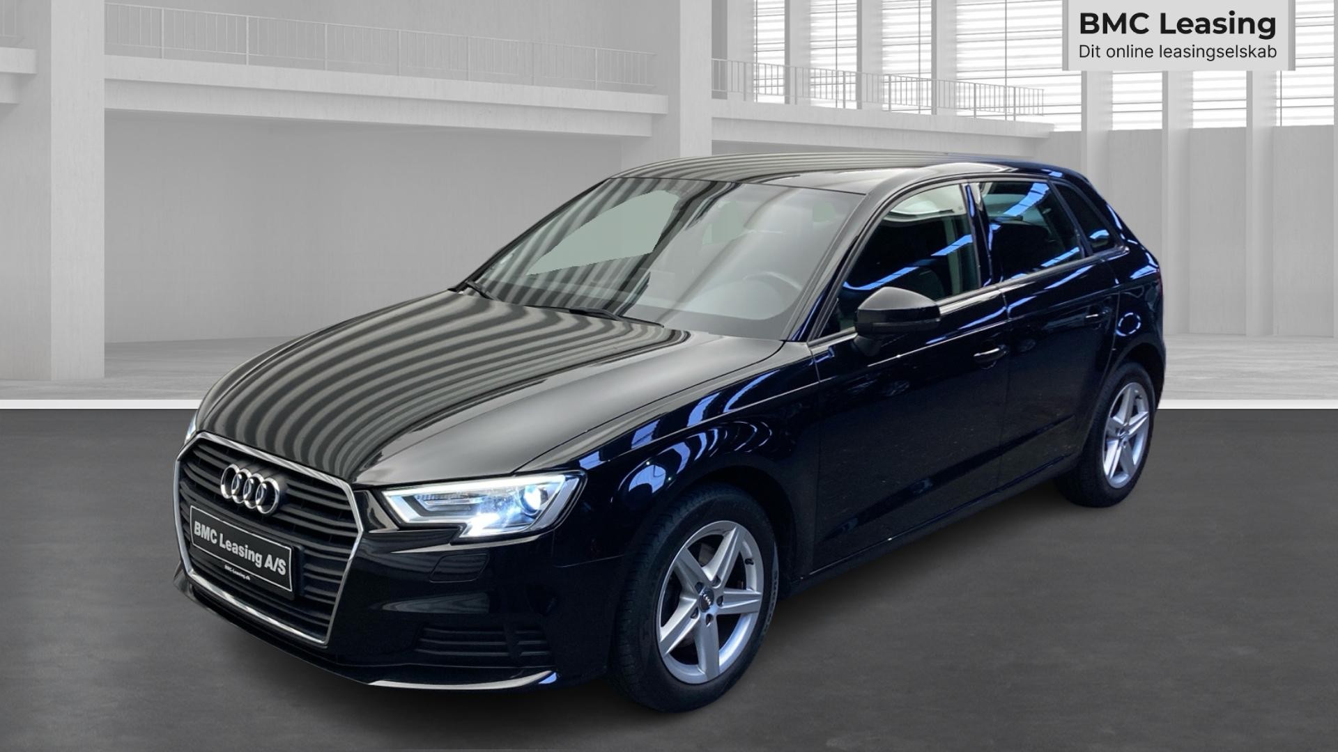 001 k26-10 906222 Audi A3 TFSI Sportback - Skråt forfra, venstre