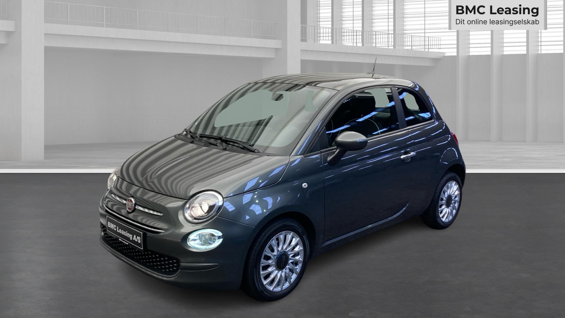 001 k26-10 906260 Fiat 500 Lounge+ Mild hybrid - Skråt forfra, venstre