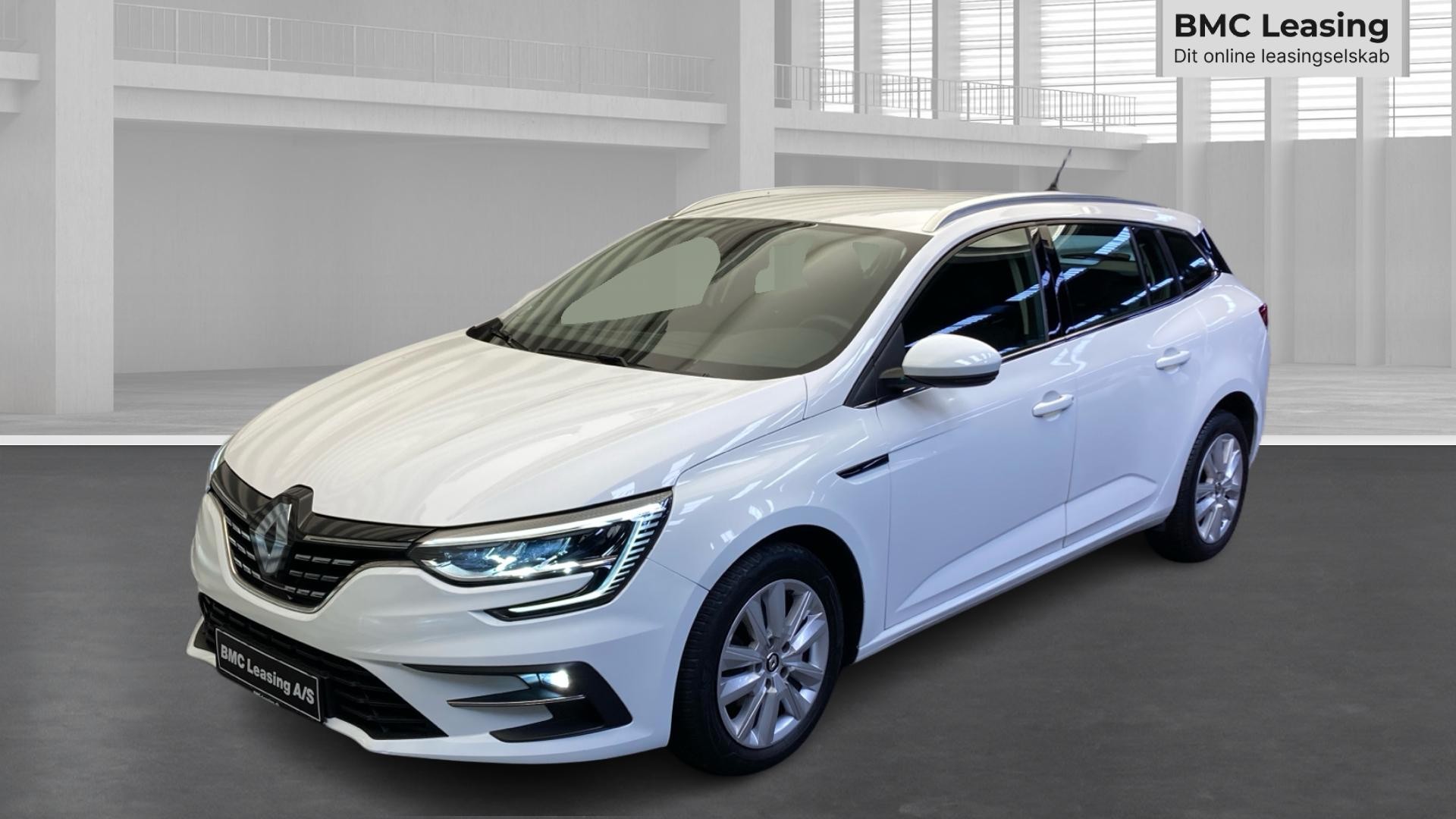001 k26-10 907772 Renault Megane Zen TCe st.car - Skråt forfra, venstre