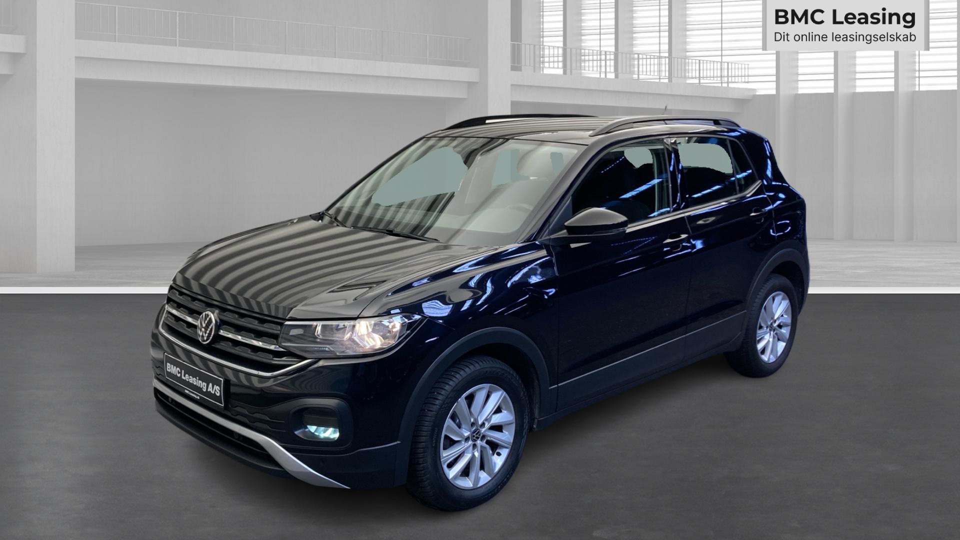 001 k26-10 907890 VW T-Cross Life Team TSI DSG - Skråt forfra, venstre