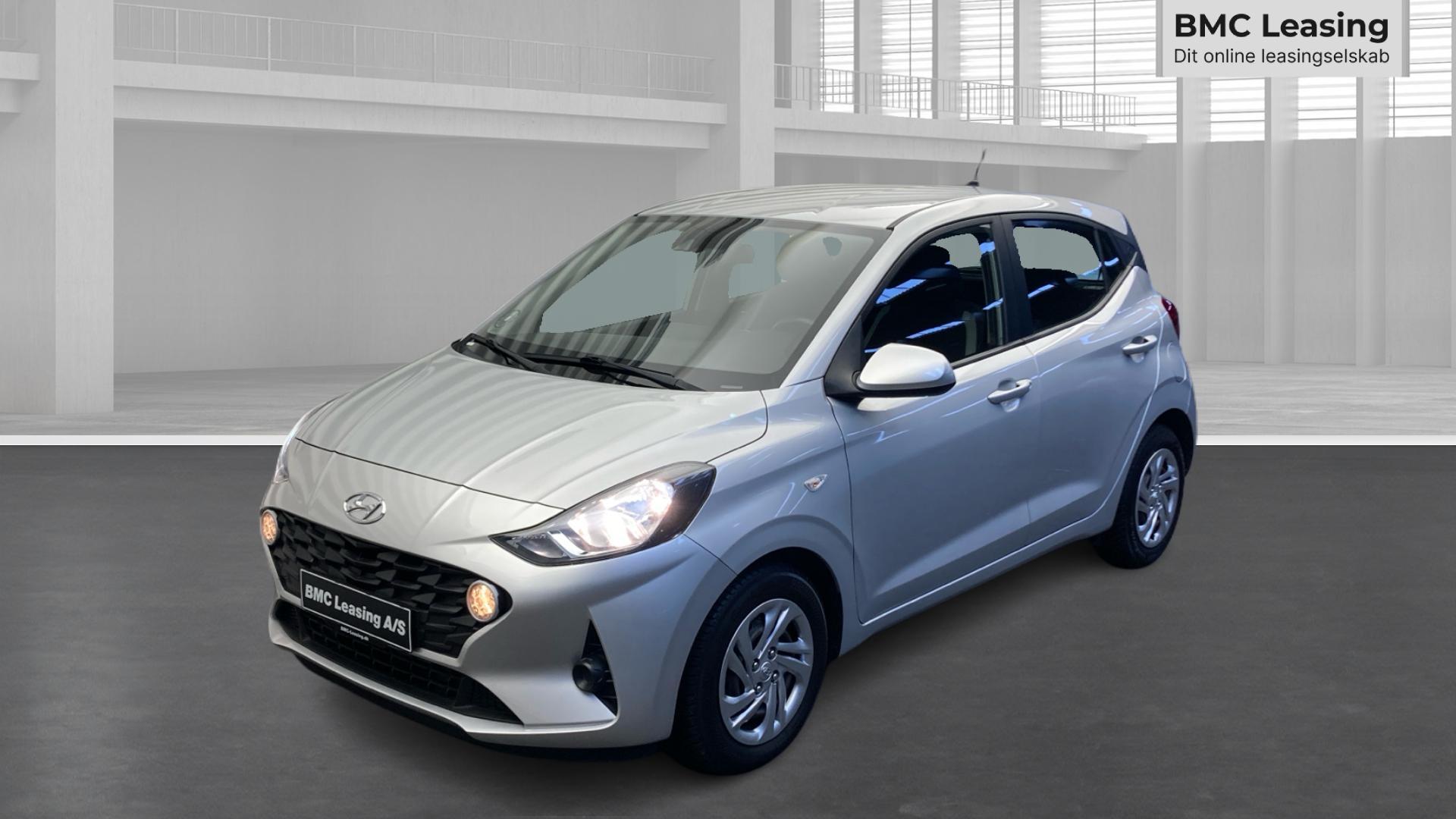 001 k26-10 911762 Hyundai i10 Advanced MPi - Skråt forfra, venstre