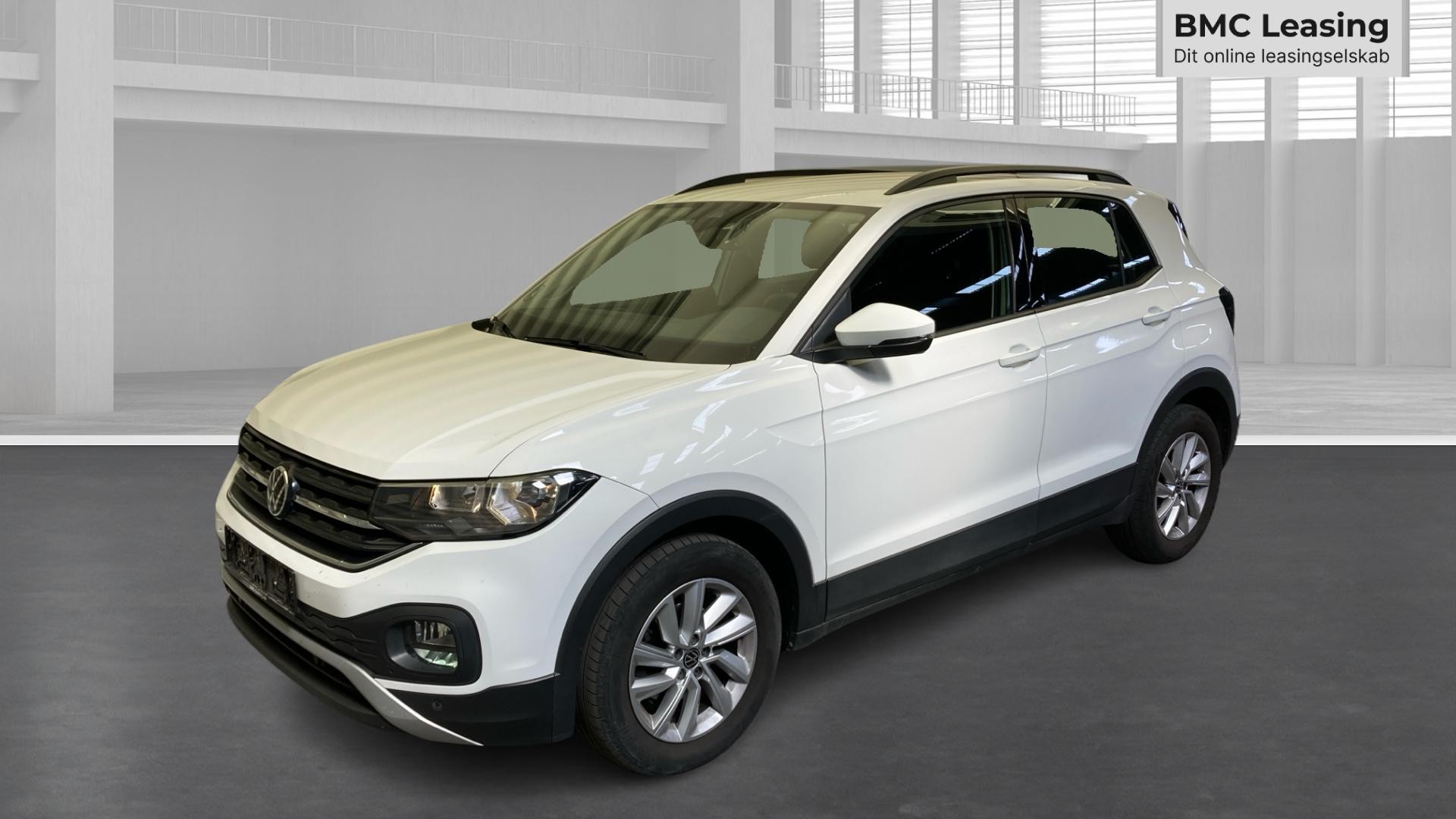 001 u26-05 908679 VW T-Cross Advance TSI DSG - Skråt forfra, venstre