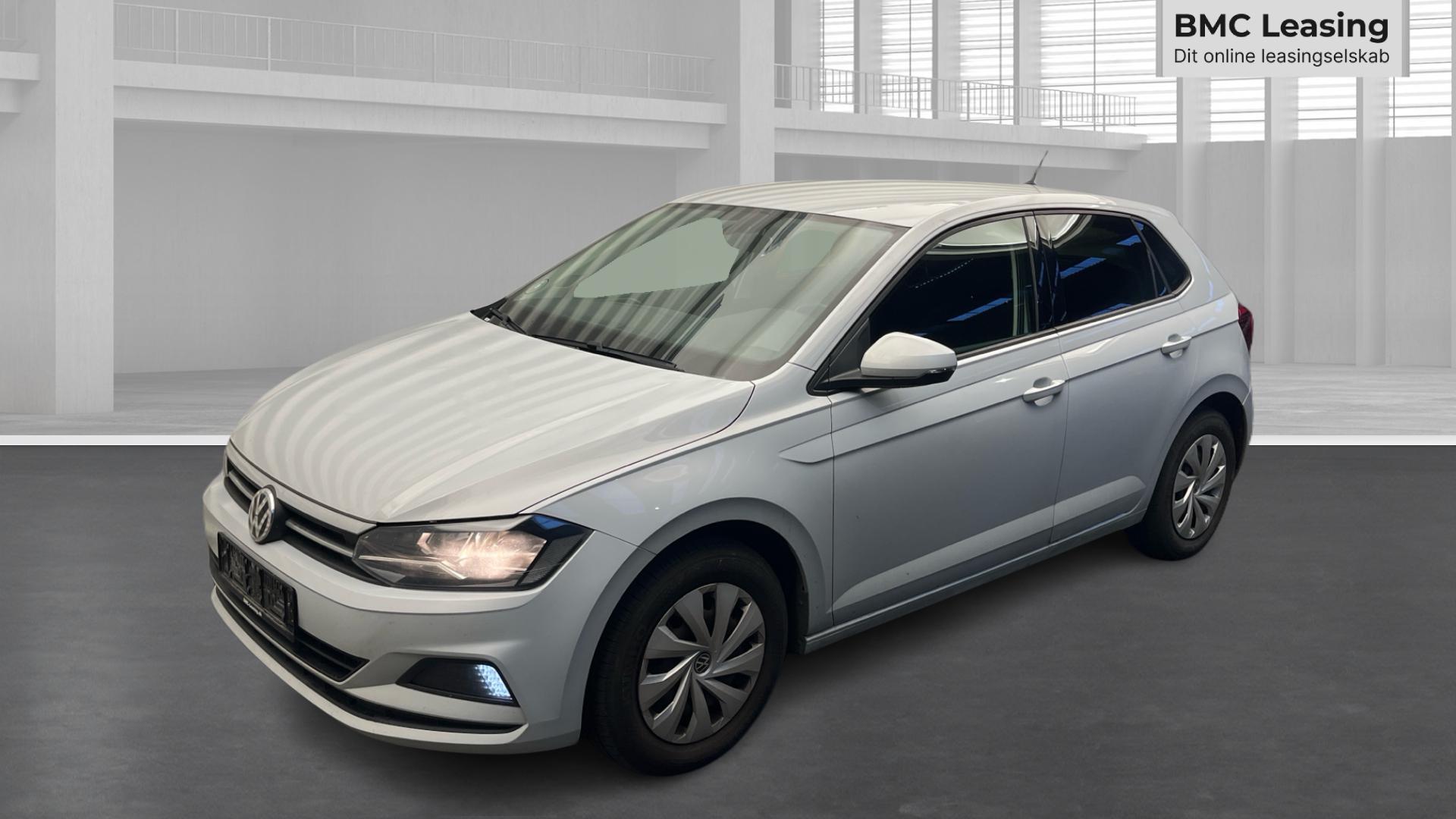 001 u26-10 905998 VW Polo Comfortline TSI DSG - Skråt forfra, venstre