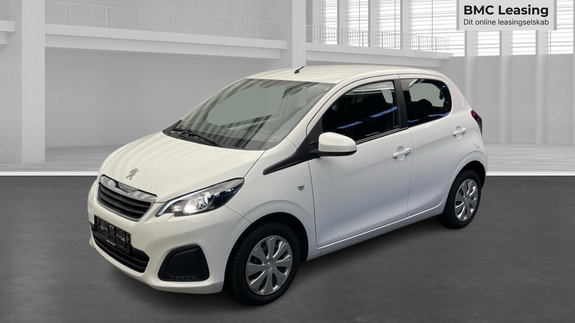 001 u26-10 908001 Peugeot 108 Like+ e-VTi - Skråt forfra, venstre