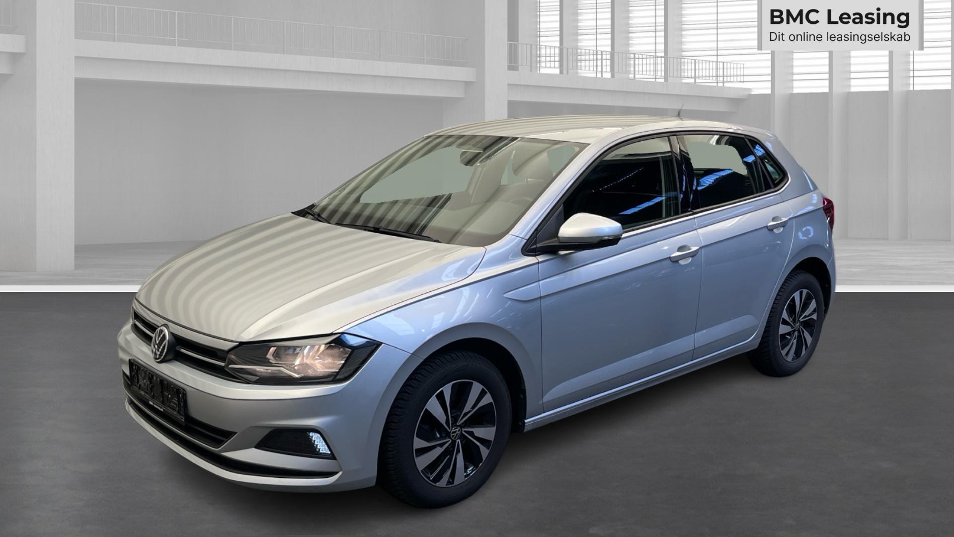 001 u26-10 908263 VW Polo Advance TSI DSG - Skråt forfra, venstre