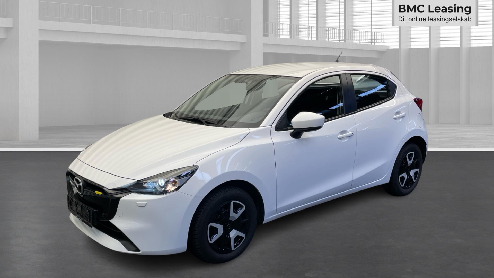 001 u26-10 908904 Mazda2 Centre-Line e-SkyActiv G - Skråt forfra, venstre